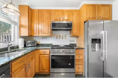 146 Main St #A04, East Rutherford, NJ 07073 - Photo 12
