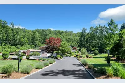1034 Green Pond Rd, Rockaway Township, NJ 07435 - Photo 2