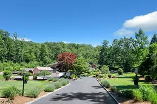 1034 Green Pond Rd, Rockaway Township, NJ 07435 - Photo 2