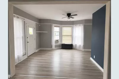 206 Bathgate Ave #1, South Bound Brook Boro, NJ 08880 - Photo 2
