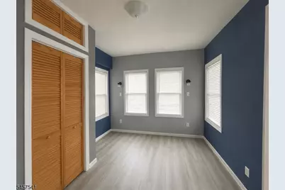 206 Bathgate Ave #1, South Bound Brook Boro, NJ 08880 - Photo 4