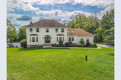 17 Telfer Dr, Vernon, NJ 07418 - Photo 2