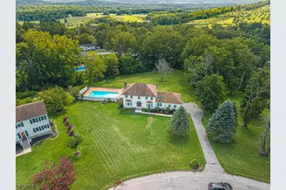 17 Telfer Dr, Vernon, NJ 07418 - Photo 4