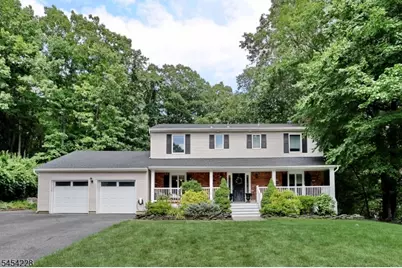 8 Northgate Park, Ringwood, NJ 07456 - Photo 2