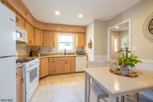 122 Sunrise Dr, Long Hill Township, NJ 07933 - Photo 6