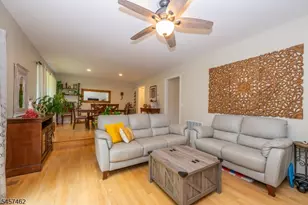 122 Sunrise Dr, Long Hill Township, NJ 07933 - Photo 10
