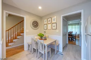122 Sunrise Dr, Long Hill Township, NJ 07933 - Photo 8
