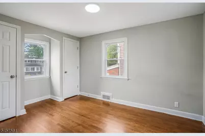 16 Pleasant Ave, Belleville, NJ 07109 - Photo 16