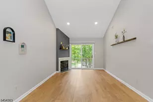 314 Cambridge Dr, Butler, NJ 07405 - Photo 4