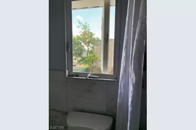 97 Elliot Pl, East Orange, NJ 07018 - Photo 8