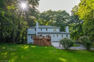 4 Fern Ct, Roxbury Township, NJ 07836 - Photo 2