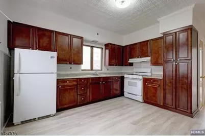 58 Westervelt Ave, Hawthorne, NJ 07506 - Photo 2