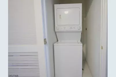 372 Bramhall Ave #101, Jersey City, NJ 07304 - Photo 8