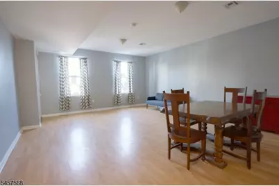 372 Bramhall Ave #101, Jersey City, NJ 07304 - Photo 4
