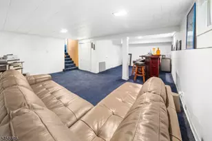 425 Adrianne Ct, Orange, NJ 07050 - Photo 20