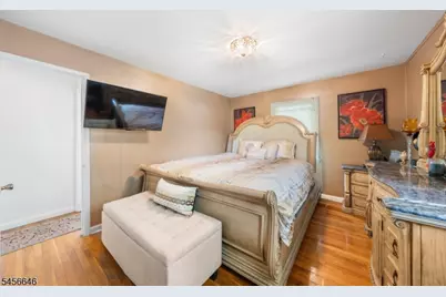 425 Adrianne Ct, Orange, NJ 07050 - Photo 12