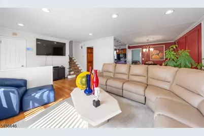425 Adrianne Ct, Orange, NJ 07050 - Photo 2
