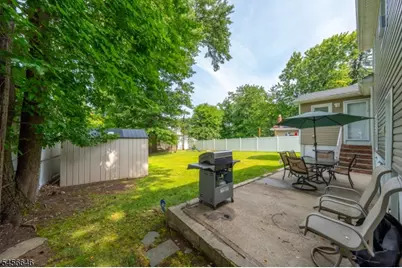 425 Adrianne Ct, Orange, NJ 07050 - Photo 24