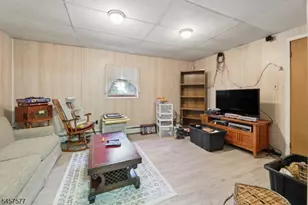 15 Garfield Rd, Parsippany, NJ 07054 - Photo 22