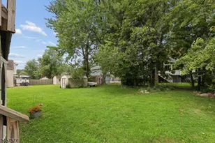 15 Garfield Rd, Parsippany, NJ 07054 - Photo 30