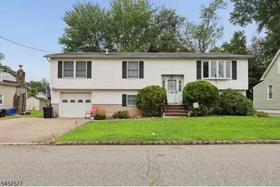 15 Garfield Rd, Parsippany, NJ 07054 - Photo 1
