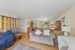 15 Garfield Rd, Parsippany, NJ 07054 - Photo 2