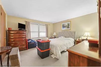 15 Garfield Rd, Parsippany, NJ 07054 - Photo 14
