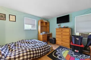 15 Garfield Rd, Parsippany, NJ 07054 - Photo 16