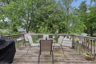 15 Garfield Rd, Parsippany, NJ 07054 - Photo 10