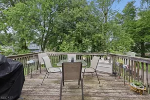 15 Garfield Rd, Parsippany, NJ 07054 - Photo 10