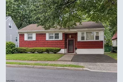 10 Moore Pl, Nutley, NJ 07110 - Photo 1