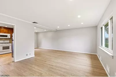 610 Academy Ter, Linden, NJ 07036 - Photo 4
