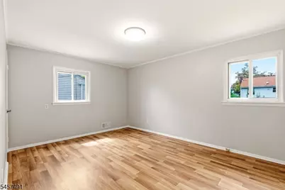 610 Academy Ter, Linden, NJ 07036 - Photo 16