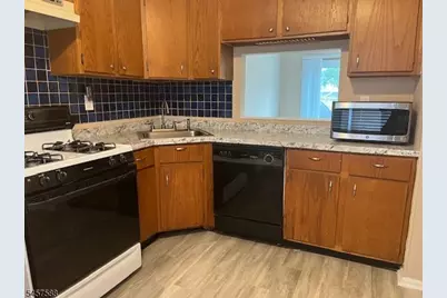 253 Gettysburg Way, Lincoln Park, NJ 07035 - Photo 6
