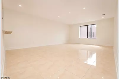 7430 Kennedy Blvd Unit #406, North Bergen, NJ 07047 - Photo 8