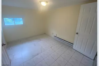 5 Otis Pl, Wayne, NJ 07470 - Photo 6