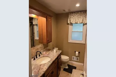 36 River Rd, Oakland, NJ 07436 - Photo 10