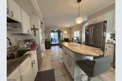216 Hillcrest Ave, Old Bridge Township, NJ 08879 - Photo 8