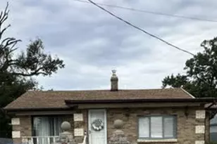 216 Hillcrest Ave, Old Bridge Township, NJ 08879 - Photo 1