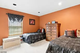 1002 Valerie Pl, Greenwich Township, NJ 08886 - Photo 40