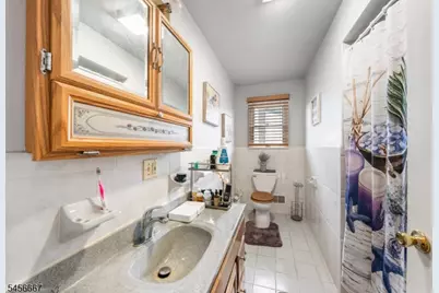 2173 Halsey St, Union Township, NJ 07083 - Photo 14