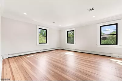 70 Main St, Peapack Gladstone Boro, NJ 07977 - Photo 22