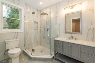 24 Cliffside Dr, Livingston, NJ 07039 - Photo 36