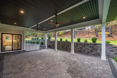 24 Cliffside Dr, Livingston, NJ 07039 - Photo 44