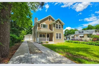 27 Forest Rd, Mount Olive, NJ 07828 - Photo 2