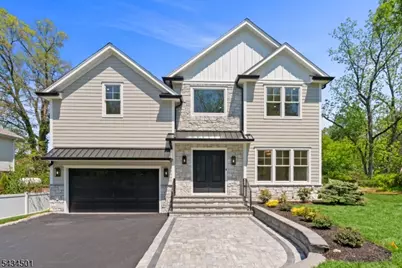 60 W Hobart Gap Rd, Livingston, NJ 07039 - Photo 1
