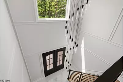 60 W Hobart Gap Rd, Livingston, NJ 07039 - Photo 8