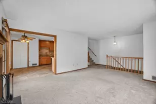 56 Portsmouth Ct, Hamburg, NJ 07419 - Photo 8
