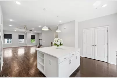 1 Braeburn Ct, Livingston, NJ 07039 - Photo 10