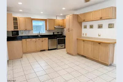 57 Amherst Pl, Livingston, NJ 07039 - Photo 4